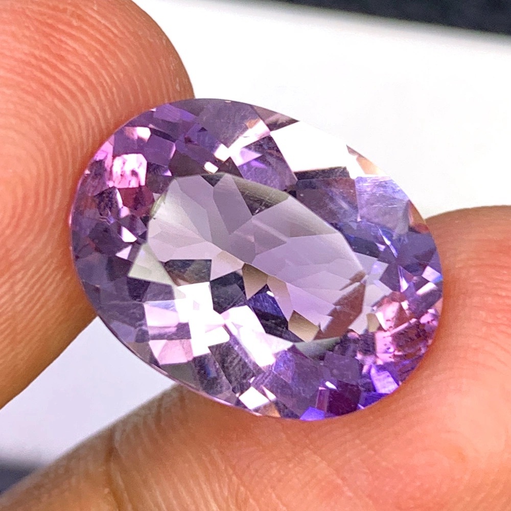 Rose De France 8.75 Cts Natural Pink Amethyst Oval Cut